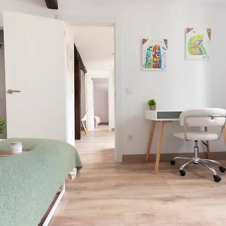 Moderno Apartamento En El Centro De Apartman *