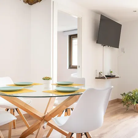 Moderno Apartamento En El Centro De Apartman